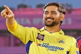 IPL-এর মাঠে মহেন্দ্র সিং ধোনি জয়জয়কার, কী বলছে জনতা?